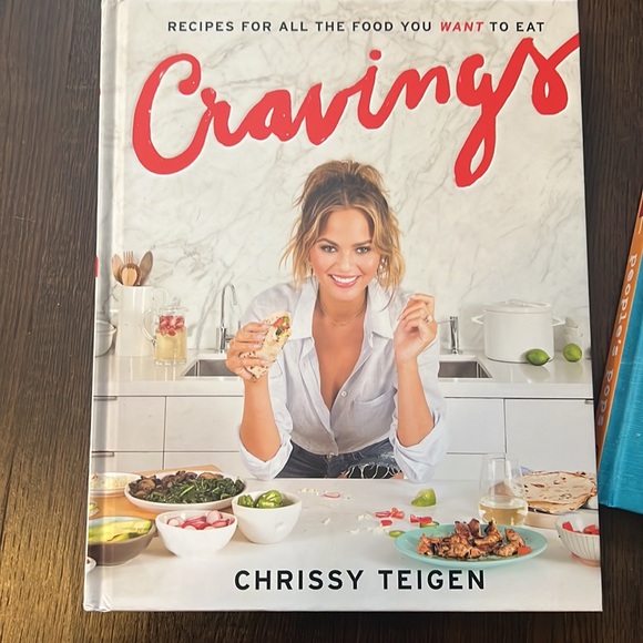 Chrissy Teigen Cravings & Peoples Pops Book Bundle - Picture 2 of 5